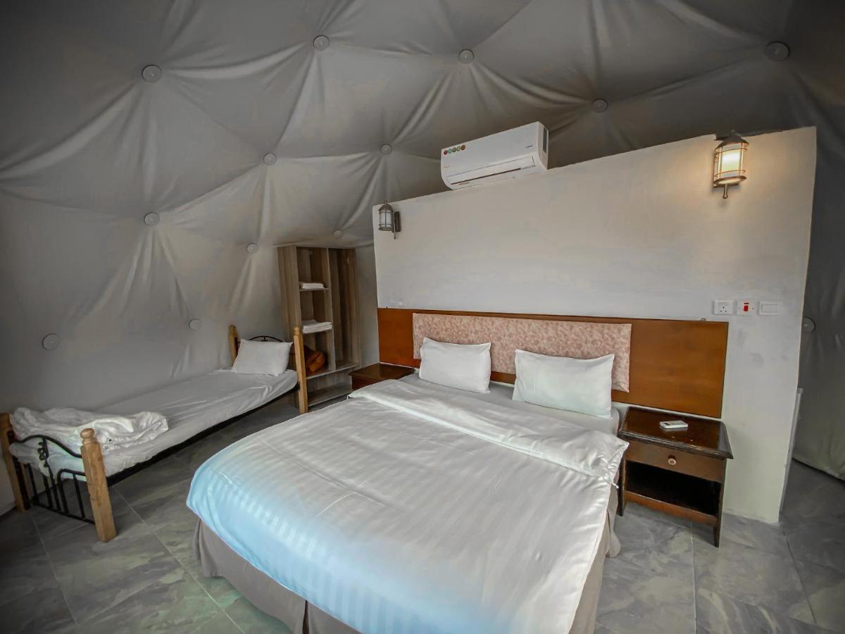 Tower Rum Camb Wadi Rum Exterior photo