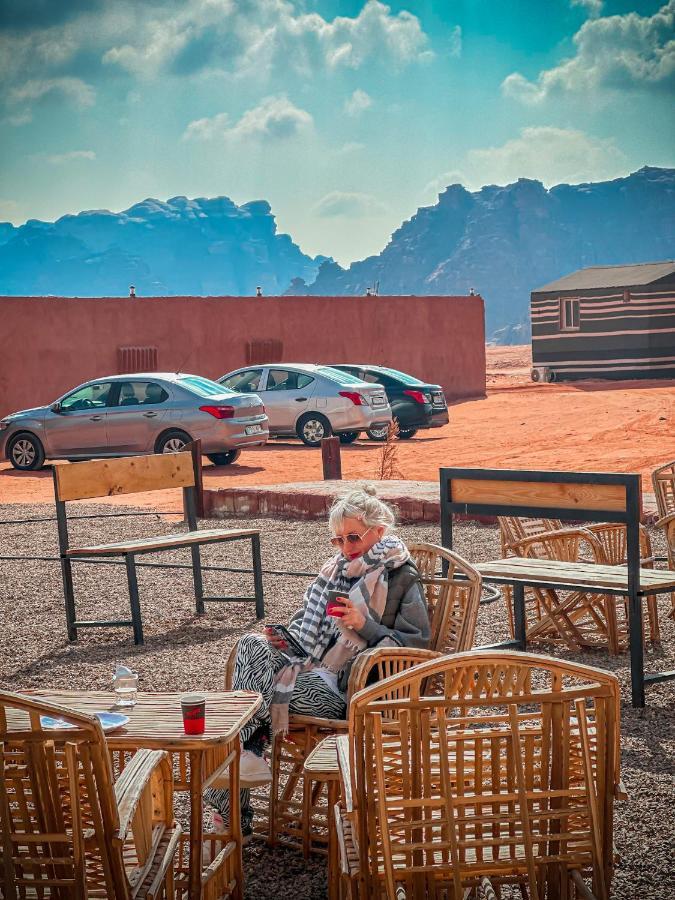 Tower Rum Camb Wadi Rum Exterior photo